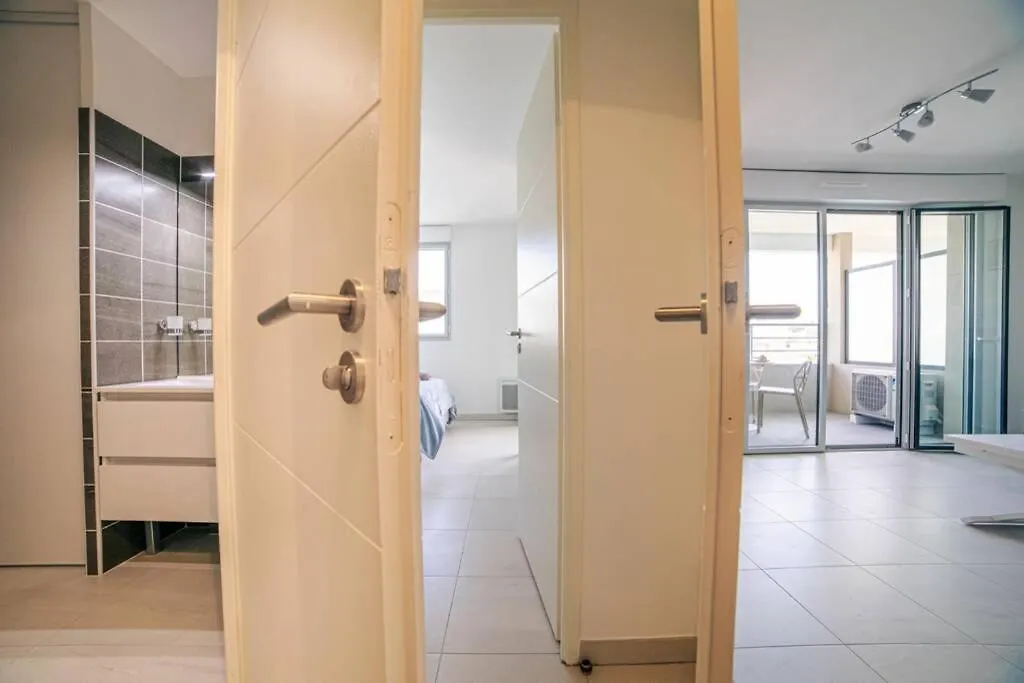 Marina Bay Apartment Antibes