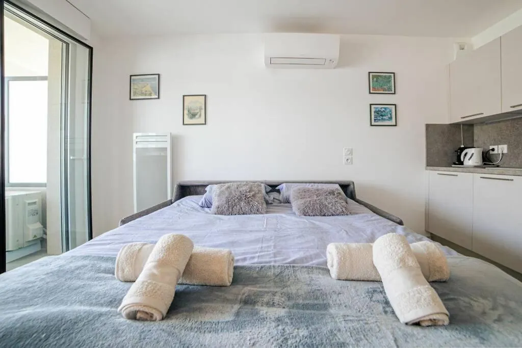 Marina Bay Apartment Antibes France